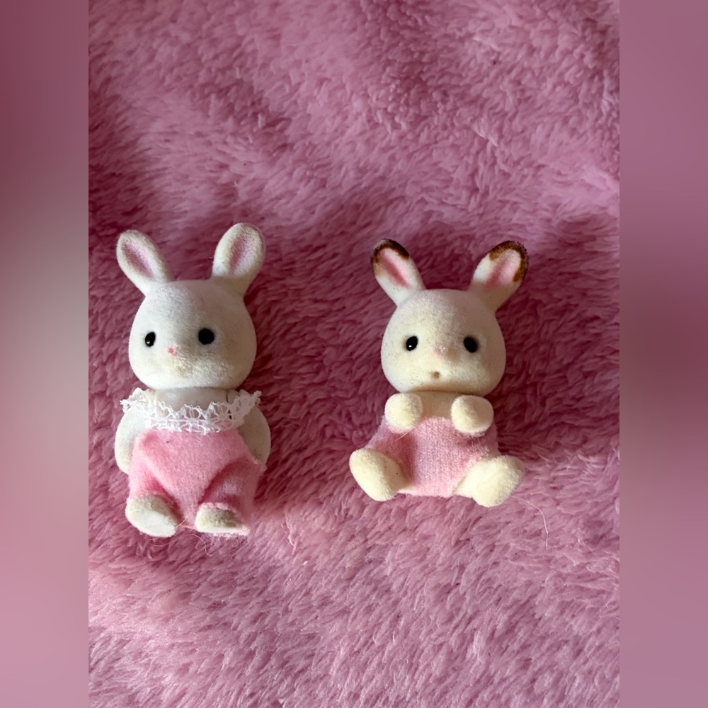 2 baby calico critters bunnies